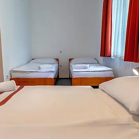 Otel Fordan Peçuy